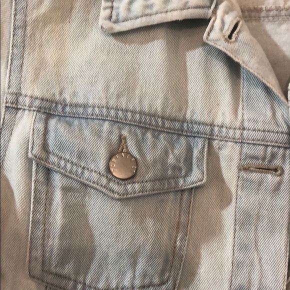 Light washed denim Jacket - Picture 6 of 6